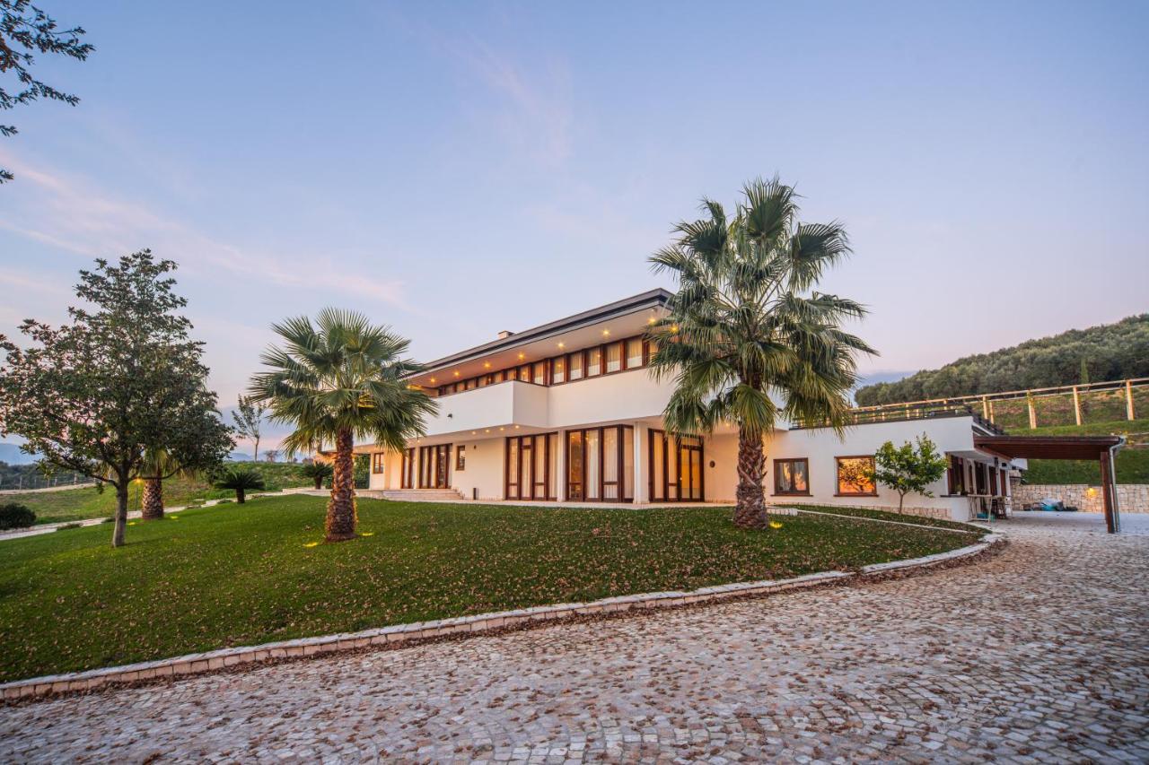 Aria - Villa Di Campagna Montecorvino Rovella Kültér fotó